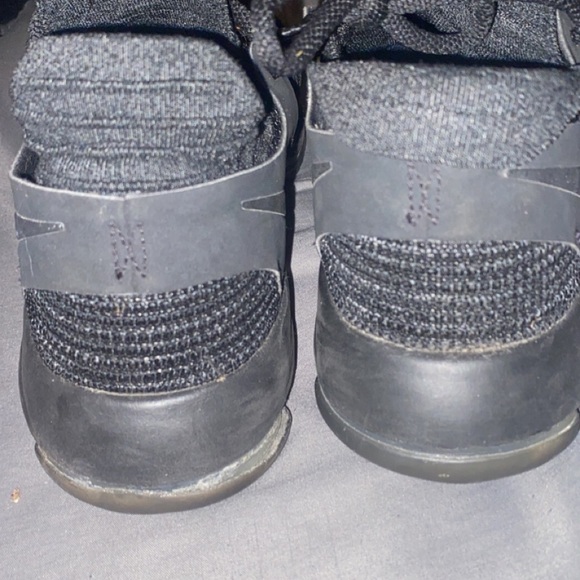 kd 9 - Picture 4 of 4